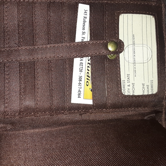 Pocketbook - Picture 2 of 4